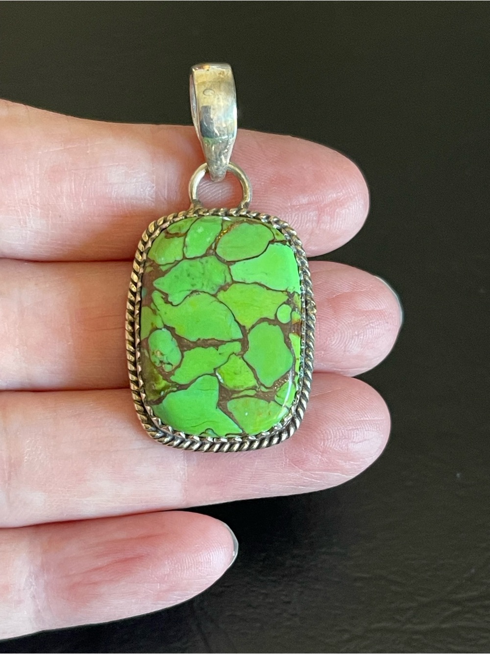 925 Sterling silver Genuine Green turquoise Pendant Necklace.